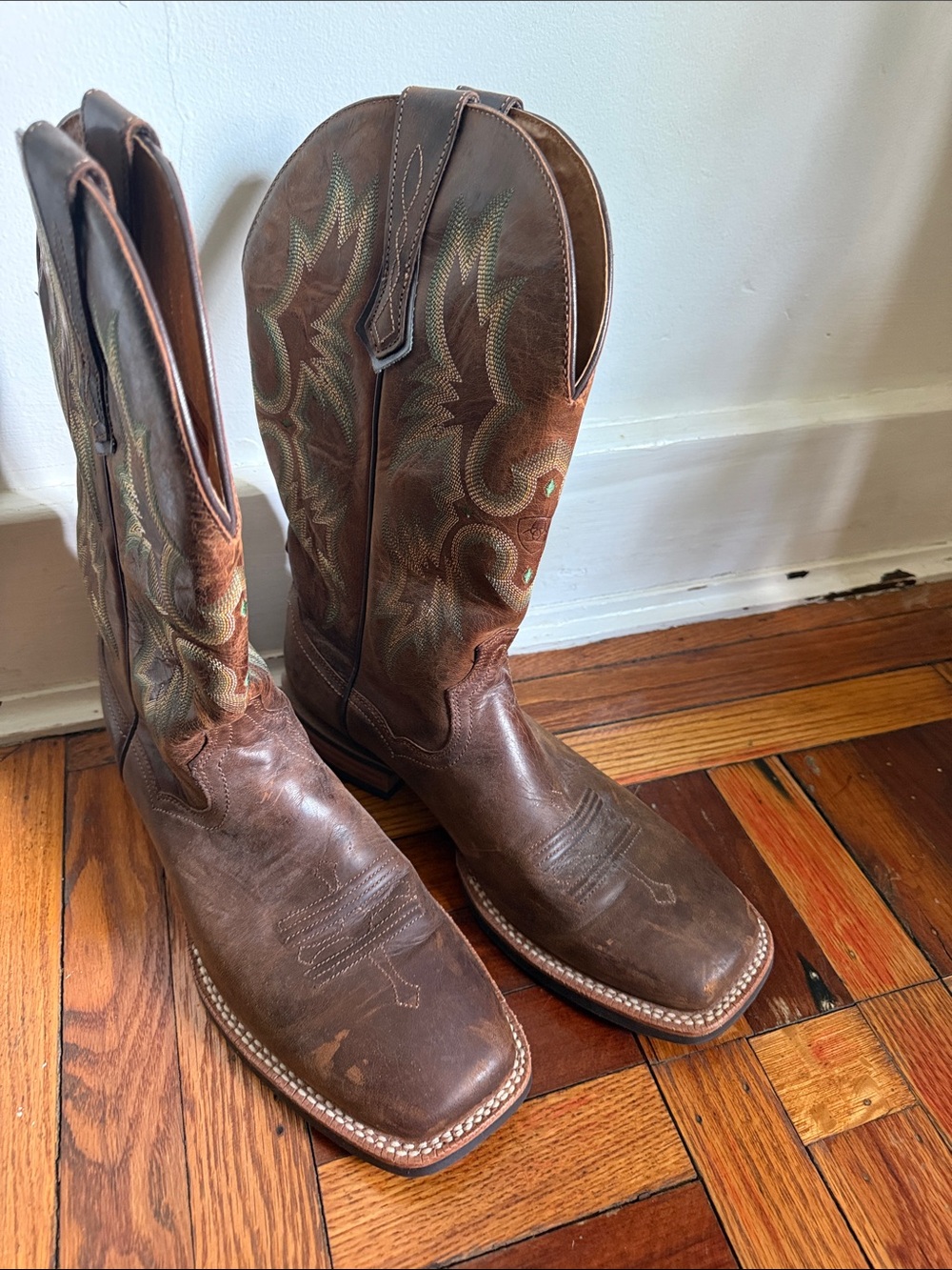 Aristide Classic Brown Leather Western Cowboy Boots